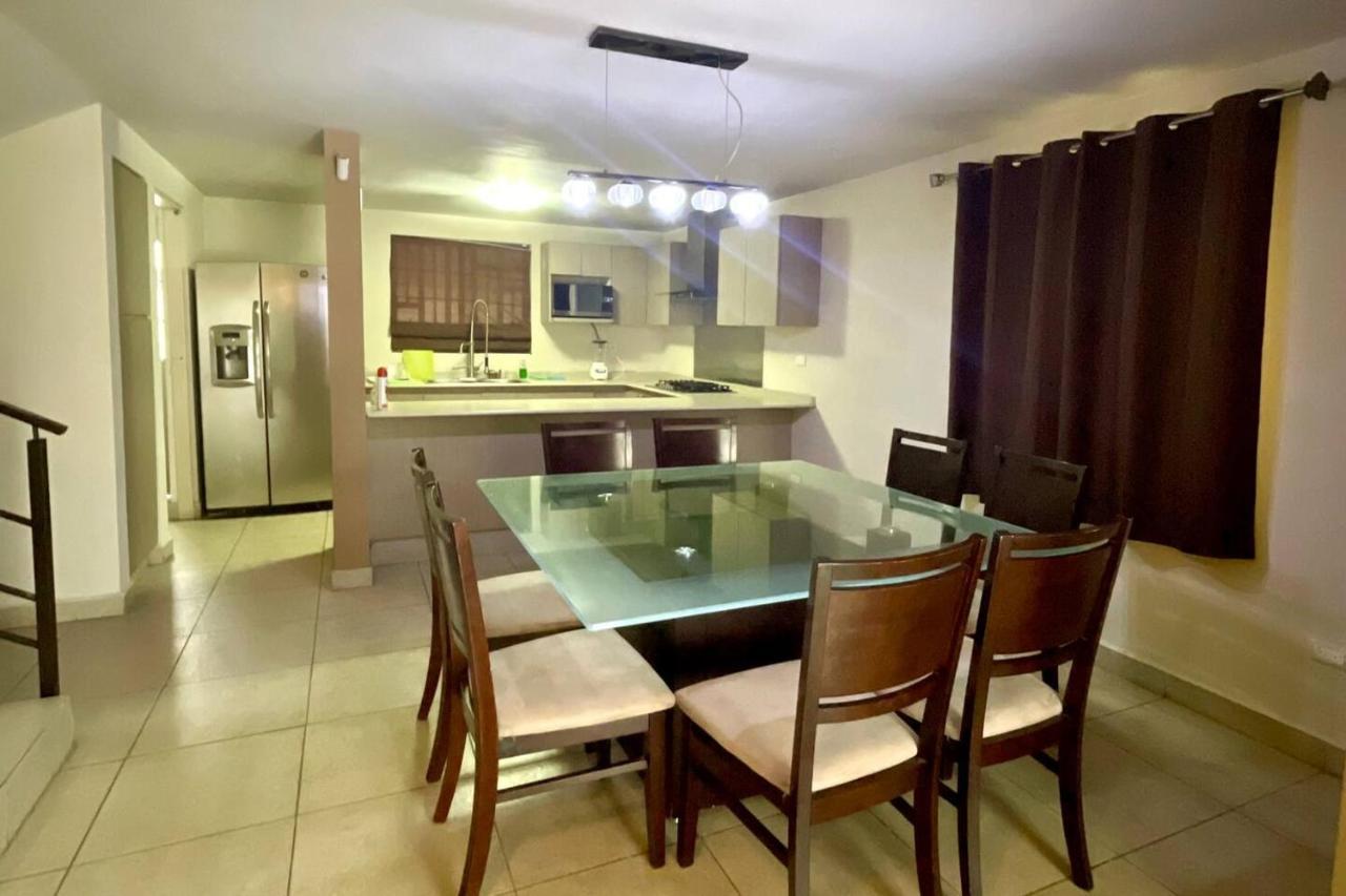 Сasa de vacaciones Altabrisa Residencial Monterrey