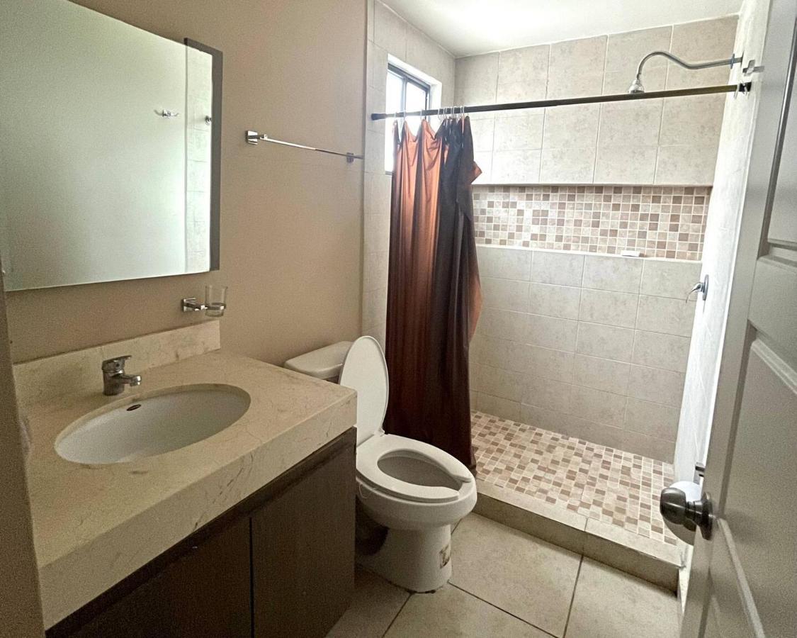 Altabrisa Residencial Holiday home *